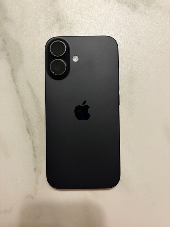 iPhone iPhone 16 128GB SIMフリー（スマホ）の商品画像 - 査定依頼日：2026年6月8日 - 最高査定価格：88,000円