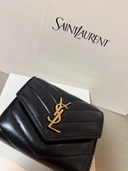 イブサンローラン  （ブランドバッグ）の商品画像 - 査定依頼日：2025年10月11日 - 最高査定価格：40,000円