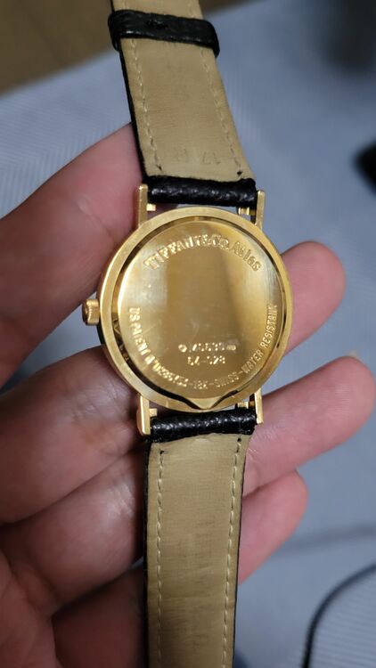 その他 その他 ティファニー M063（高級時計）の商品画像 - 査定依頼日：2025年7月3日 - 最高査定価格：155,000円
