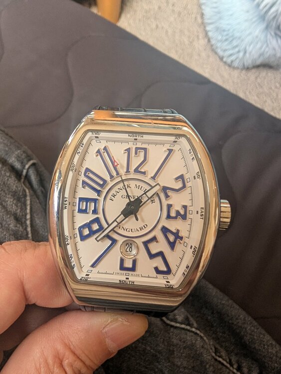 フランクミュラー その他 ヴァンガードv40（高級時計）の商品画像 - 査定依頼日：2026年1月11日 - 最高査定価格：850,000円