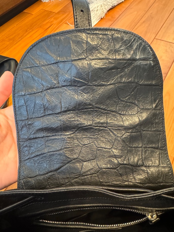 GNR421943・0216（ブランドバッグ）の商品画像 - 査定依頼日：2025年10月10日 - 最高査定価格：90,000円