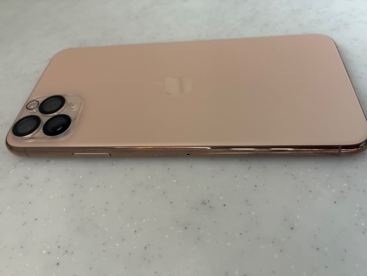 iPhone11 Pro Max 64GB Softbank（スマホ）の商品画像 - 査定依頼日：2026年2月20日 - 最高査定価格：26,000円