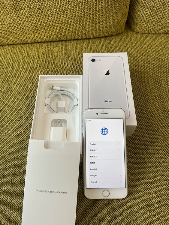 iPhone iPhone8 64GB SIMフリー（スマホ）の商品画像 - 査定依頼日：2026年7月18日 - 最高査定価格：3,000円
