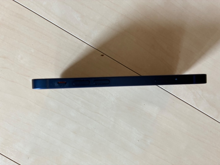 iPhone 12 mini 64GB SIMフリー（スマホ）の商品画像 - 査定依頼日：2026年4月24日 - 最高査定価格：20,000円