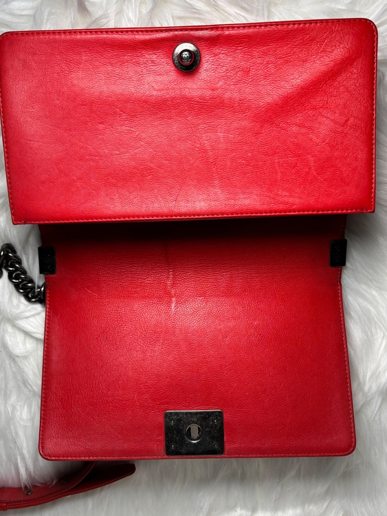 マトラッセ　ボーイシャネル　ラムスキン　レッド（ブランドバッグ）の商品画像 - 査定依頼日：2025年6月18日 - 最高査定価格：300,000円