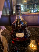 ヘネシー XO 黒キャップ 700ml 　（お酒）の商品画像 - 査定依頼日：2025年10月6日 - 最高査定価格：100,000円