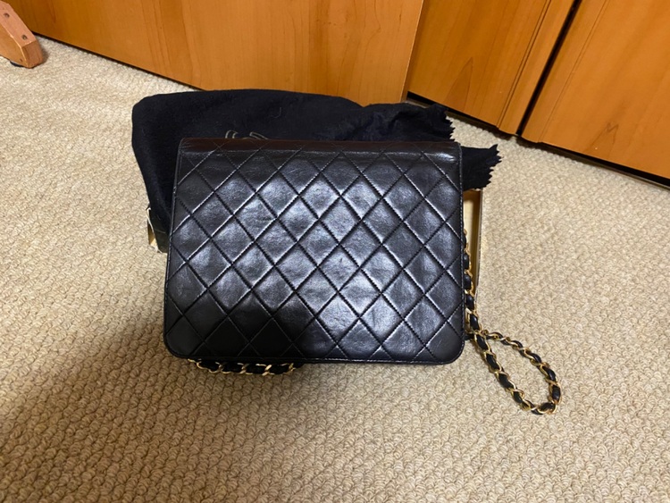 マトラッセラムスキン（ブランドバッグ）の商品画像 - 査定依頼日：2025年11月28日 - 最高査定価格：120,000円