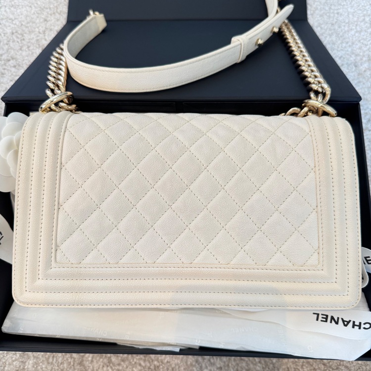 シャネル ボーイシャネル （ブランドバッグ）の商品画像 - 査定依頼日：2025年8月21日 - 最高査定価格：320,000円