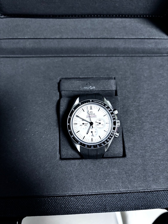 オメガ スピードマスター 8846229（高級時計）の商品画像 - 査定依頼日：2025年6月14日 - 最高査定価格：4,000,000円