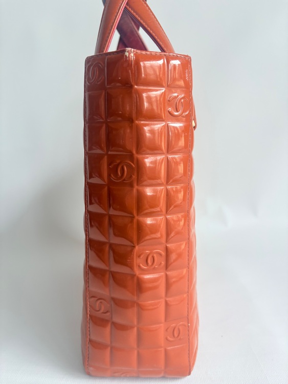 チョコバートートバッグ（ブランドバッグ）の商品画像 - 査定依頼日：2025年7月14日 - 最高査定価格：317,000円