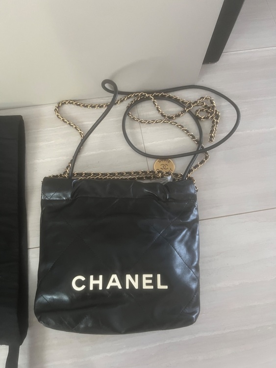 シャネル22（ブランドバッグ）の商品画像 - 査定依頼日：2025年6月5日 - 最高査定価格：580,000円
