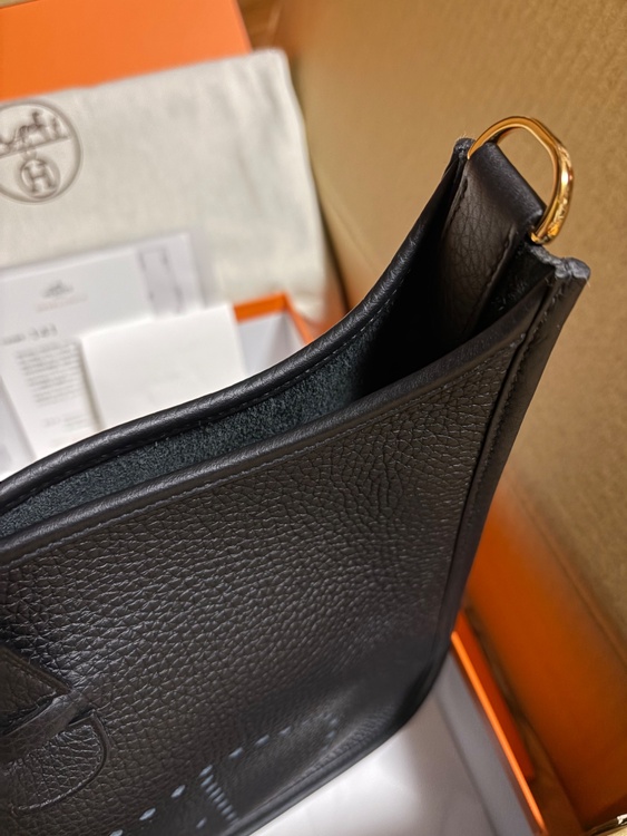 エブリンⅢ 29 ノワール（黒）ゴールド金具（ブランドバッグ）の商品画像 - 査定依頼日：2026年9月24日 - 最高査定価格：350,000円