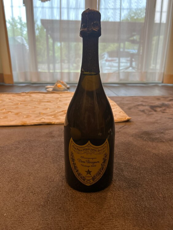 シャンパン ドン・ペリニヨン （お酒）の商品画像 - 査定依頼日：2025年5月2日 - 最高査定価格：19,500円