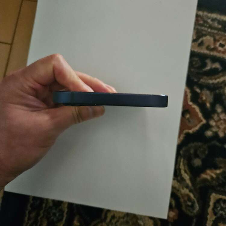 iPhone12（スマホ）の商品画像 - 査定依頼日：2025年1月17日 - 最高査定価格：32,000円