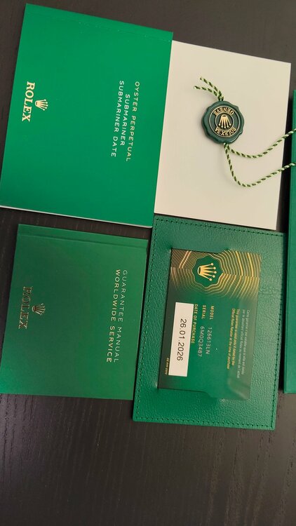 ロレックス サブマリーナー （高級時計）の商品画像 - 査定依頼日：2026年2月2日 - 最高査定価格：3,230,000円