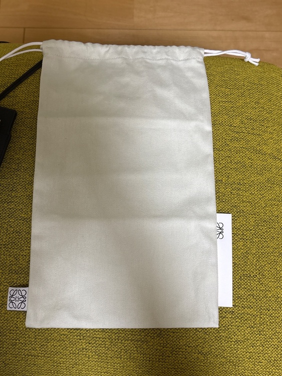 ロエベ　ダイスポケット（ブランドバッグ）の商品画像 - 査定依頼日：2026年9月26日 - 最高査定価格：38,000円