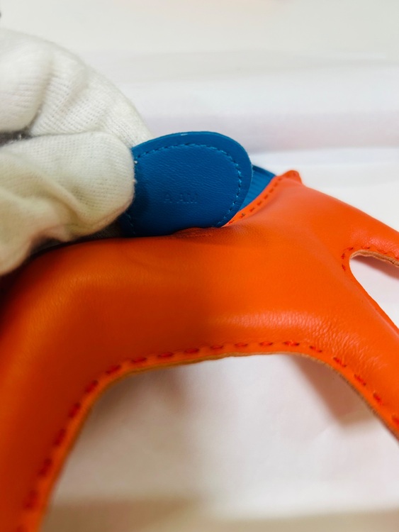 ロデオチャーム（ブランド財布・小物）の商品画像 - 査定依頼日：2025年8月3日 - 最高査定価格：4,000円