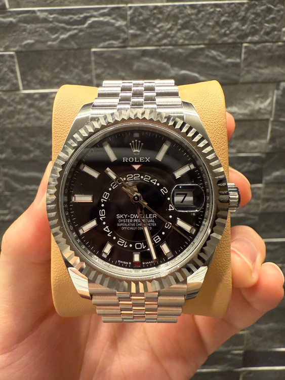 3336934 （高級時計）の商品画像 - 査定依頼日：2025年6月8日 - 最高査定価格：3,400,000円