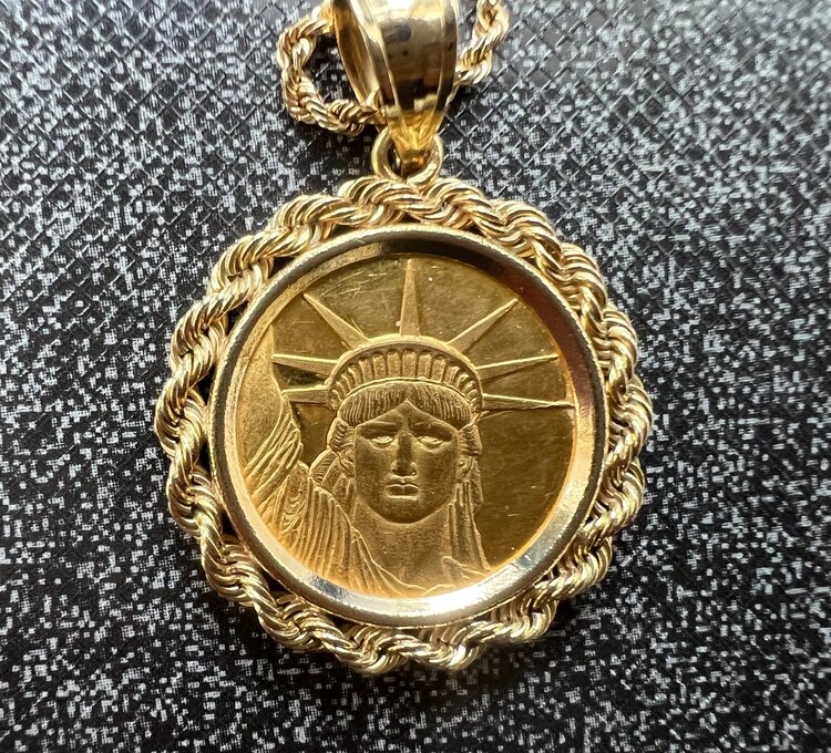 LIBERTY TRADE GOLD コインネックレス　24Kと14K（金・貴金属）の商品画像 - 査定依頼日：2024年3月25日 - 最高査定価格：50,000円