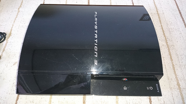 プレステ3 20GB CECHＢ00（ゲーム機本体・ゲームソフト）の商品画像 - 査定依頼日：2020年5月12日 - 最高査定価格：3,000円