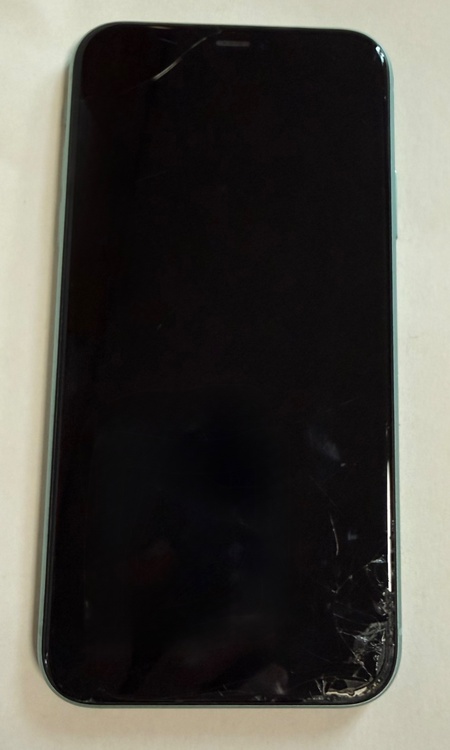 iPhone iPhone11 64GB Softbank（スマホ）の商品画像 - 査定依頼日：2026年8月26日 - 最高査定価格：11,500円