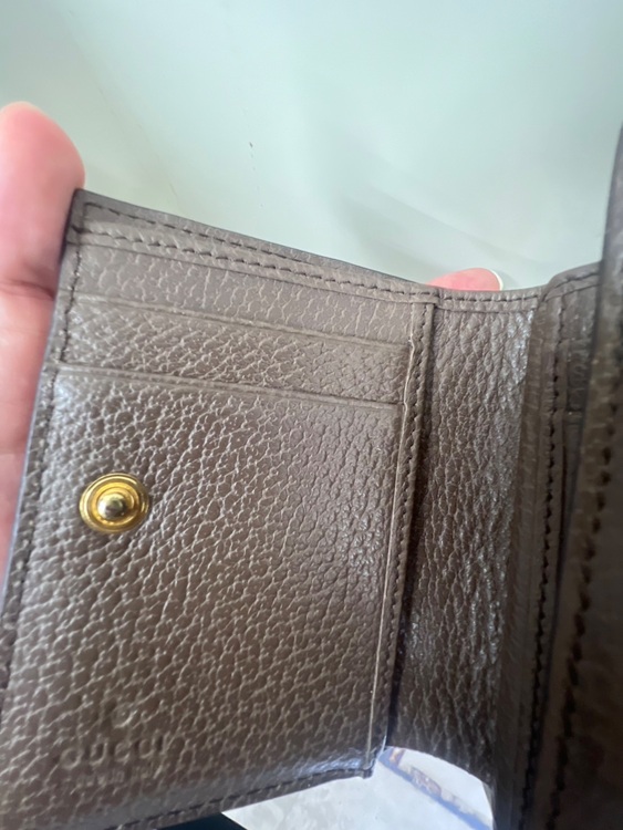 GUCCI財布（ブランド財布・小物）の商品画像 - 査定依頼日：2025年8月9日 - 最高査定価格：10,000円