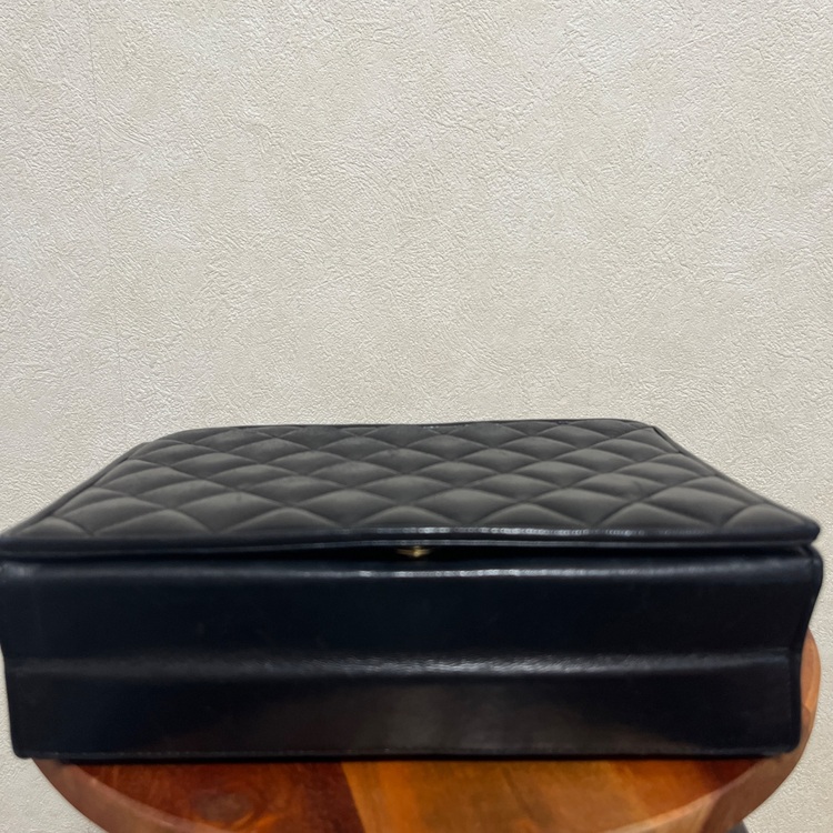 ヴィンテージ　チェーンバッグ　（ブランドバッグ）の商品画像 - 査定依頼日：2025年10月14日 - 最高査定価格：190,000円