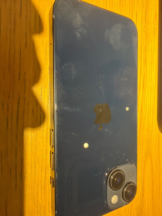 iPhone 14 128GB au（スマホ）の商品画像 - 査定依頼日：2026年4月29日 - 最高査定価格：50,000円