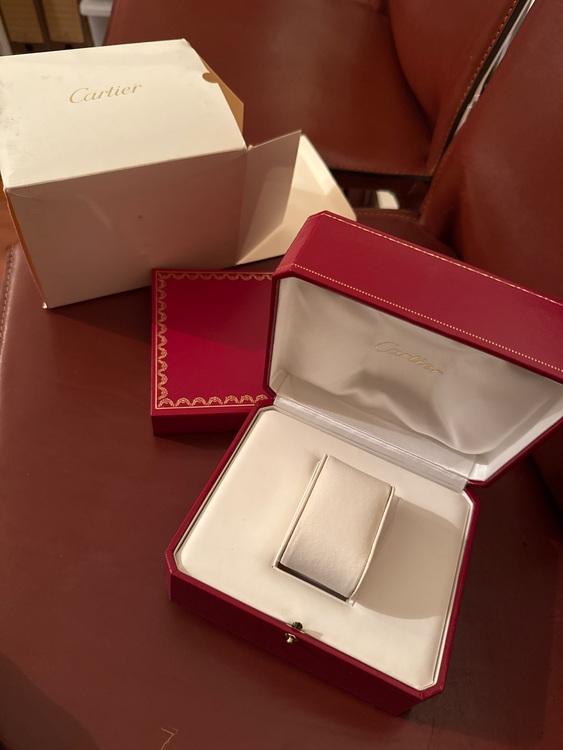 カルティエ タンク w51008Q（高級時計）の商品画像 - 査定依頼日：2025年7月11日 - 最高査定価格：420,000円