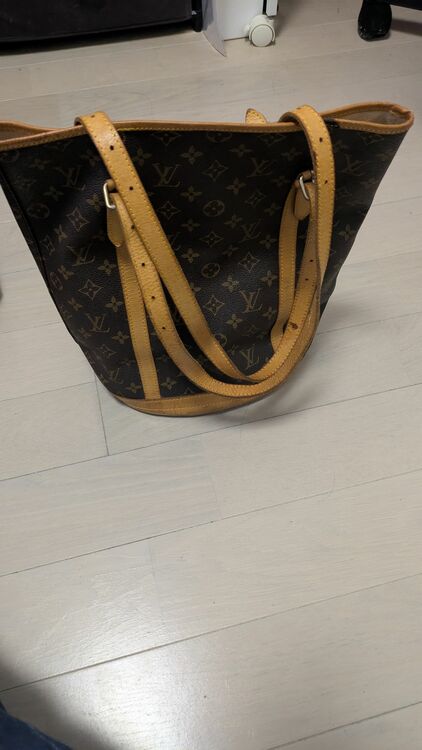 ルイ ビィトン バケットGM（ブランドバッグ）の商品画像 - 査定依頼日：2025年9月17日 - 最高査定価格：70,000円