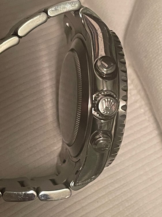 ヨットマスターⅡ（高級時計）の商品画像 - 査定依頼日：2022年11月20日 - 最高査定価格：2,050,000円