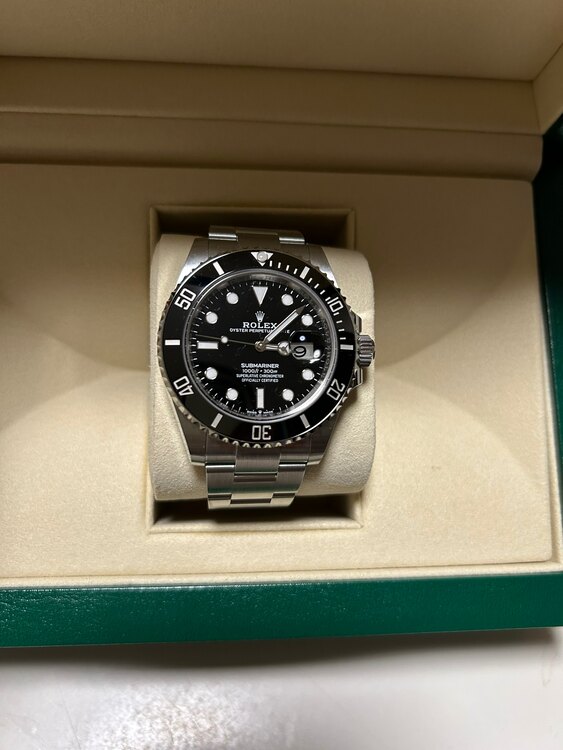 ロレックス サブマリーナー 126610（高級時計）の商品画像 - 査定依頼日：2025年5月16日 - 最高査定価格：1,900,000円