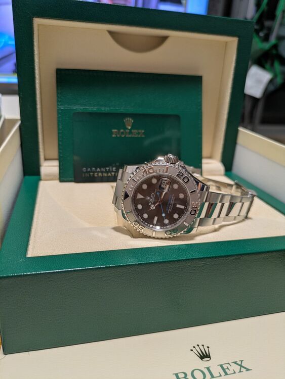 268622（高級時計）の商品画像 - 査定依頼日：2025年8月22日 - 最高査定価格：2,050,000円