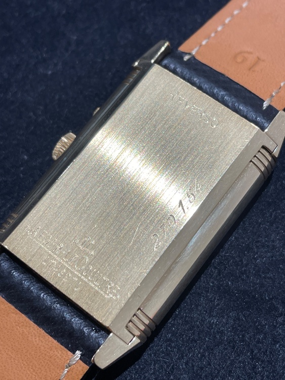 レベルソデュオK18YG（高級時計）の商品画像 - 査定依頼日：2025年12月4日 - 最高査定価格：1,400,000円