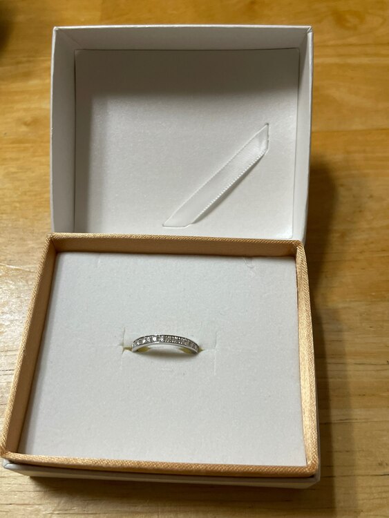 ダイヤモンドリング（金・貴金属）の商品画像 - 査定依頼日：2024年6月28日 - 最高査定価格：20,000円