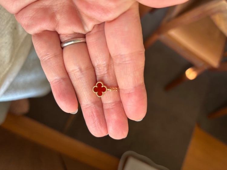 スウィートアルハンブラ（金・貴金属）の商品画像 - 査定依頼日：2026年1月15日 - 最高査定価格：100,000円