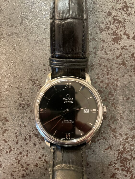 オメガ デ･ビル 424.13.40.20.01.00（高級時計）の商品画像 - 査定依頼日：2024年12月25日 - 最高査定価格：200,000円