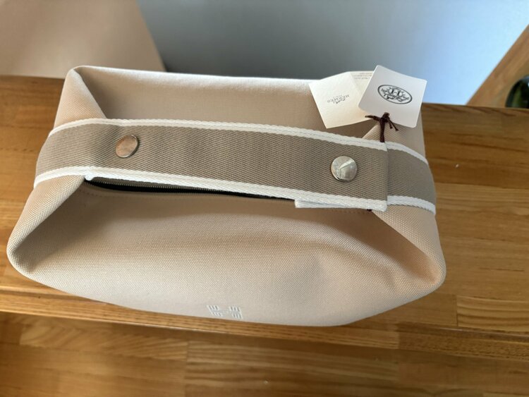 エルメス エルメス(その他) （ブランドバッグ）の商品画像 - 査定依頼日：2025年12月6日 - 最高査定価格：100,000円