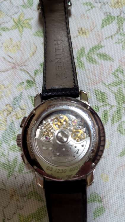 ゼニス その他 0312304002（高級時計）の商品画像 - 査定依頼日：2023年2月28日 - 最高査定価格：165,000円