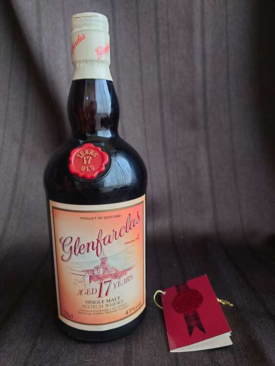 Glenfarclas 17年 旧ボトル（お酒）の商品画像 - 査定依頼日：2025年5月21日 - 最高査定価格：17,000円