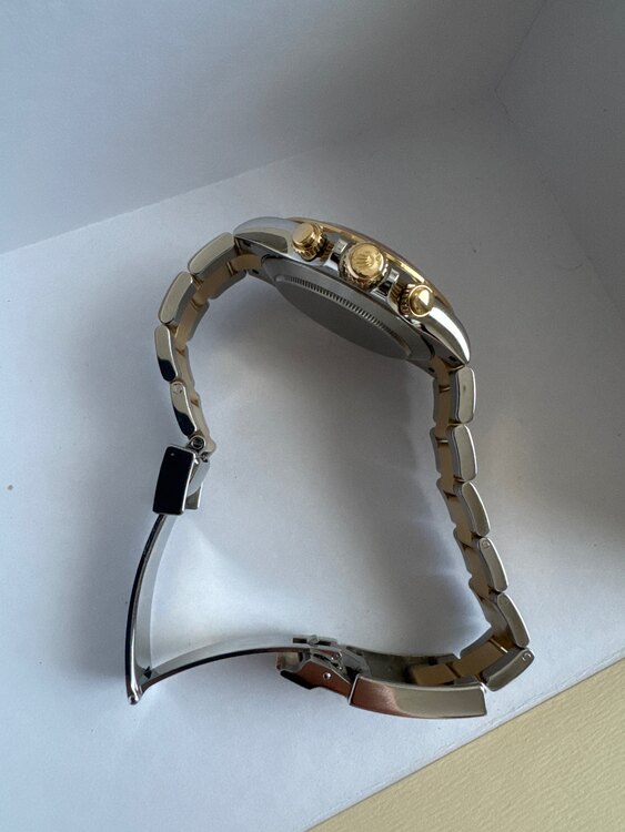 ロレックス デイトナ 116503g（高級時計）の商品画像 - 査定依頼日：2025年1月4日 - 最高査定価格：3,400,000円