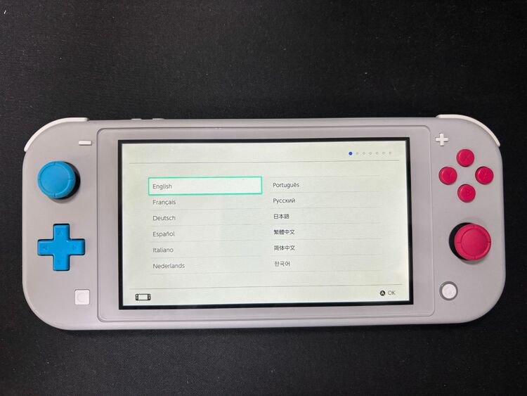 Nintendo Switch Lite ザシアン・ザマゼンタ（ゲーム機本体・ゲームソフト）の商品画像 - 査定依頼日：2025年8月22日 - 最高査定価格：14,000円