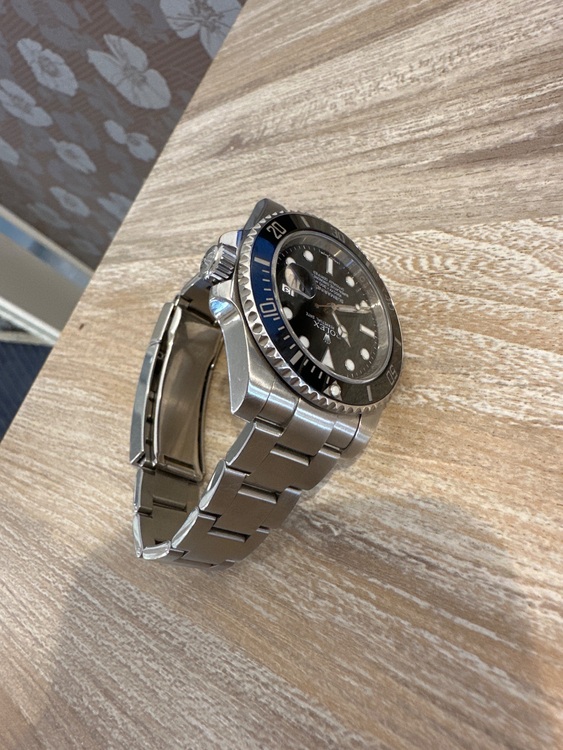 ロレックス サブマリーナー （高級時計）の商品画像 - 査定依頼日：2025年6月13日 - 最高査定価格：1,900,000円