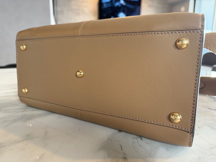 フェンディ  （ブランドバッグ）の商品画像 - 査定依頼日：2025年12月26日 - 最高査定価格：160,000円