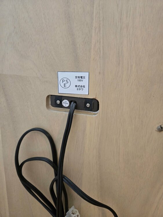 unico　マノア　キャビネット（家具・寝具）の商品画像 - 査定依頼日：2026年3月6日 - 最高査定価格：3,000円