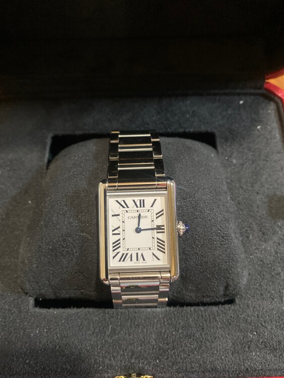 カルティエ タンク wsta010（高級時計）の商品画像 - 査定依頼日：2025年5月8日 - 最高査定価格：540,000円