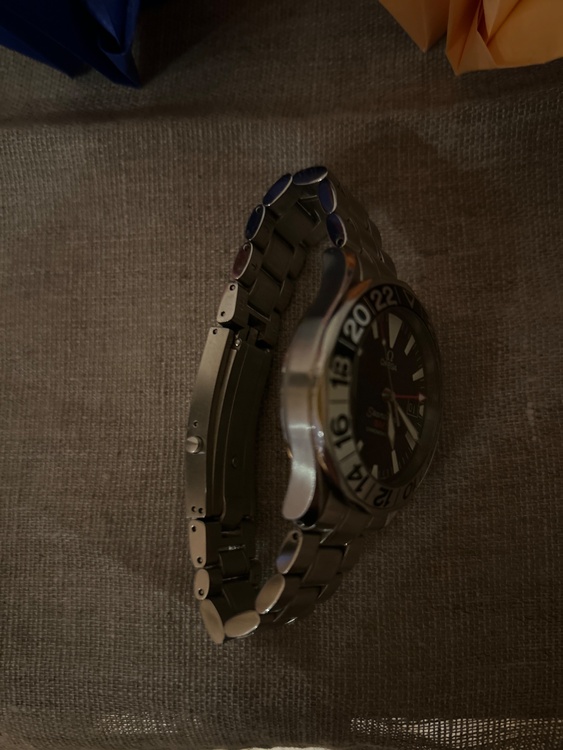 オメガ シーマスター  GMT マスター　ジェリーロペス2536.50（高級時計）の商品画像 - 査定依頼日：2026年5月19日 - 最高査定価格：350,000円