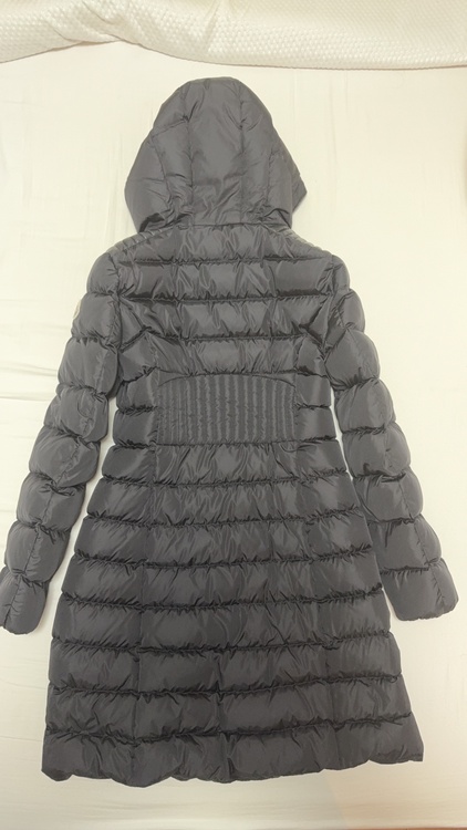 ダウン　TALEV（古着・ファッション）の商品画像 - 査定依頼日：2025年12月10日 - 最高査定価格：80,000円