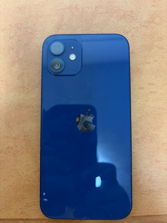 iPhone iPhone 12 64GB docomo（スマホ）の商品画像 - 査定依頼日：2026年10月9日 - 最高査定価格：13,000円