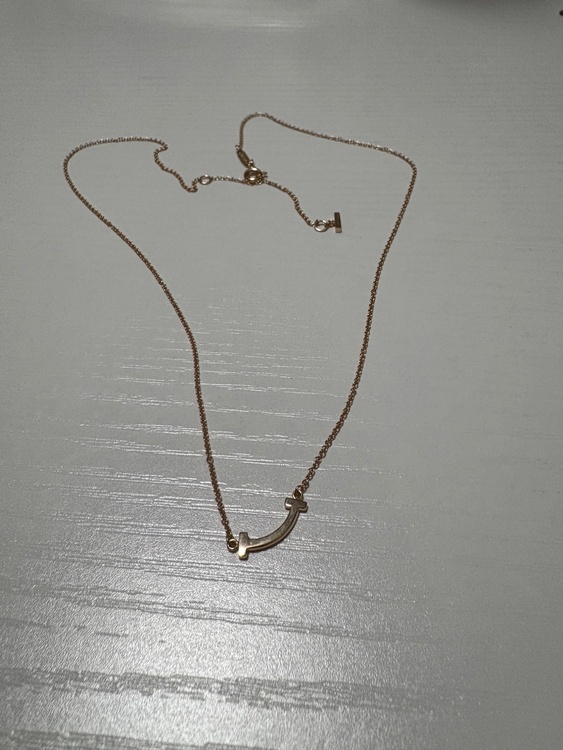 ティファニー Tスマイル ペンダント ミニ ローズゴールド（金・貴金属）の商品画像 - 査定依頼日：2025年12月10日 - 最高査定価格：70,000円